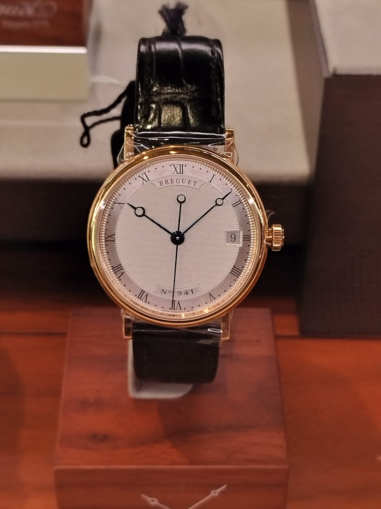 Breguet Classique ref. 5177 with hand-guilloché dial